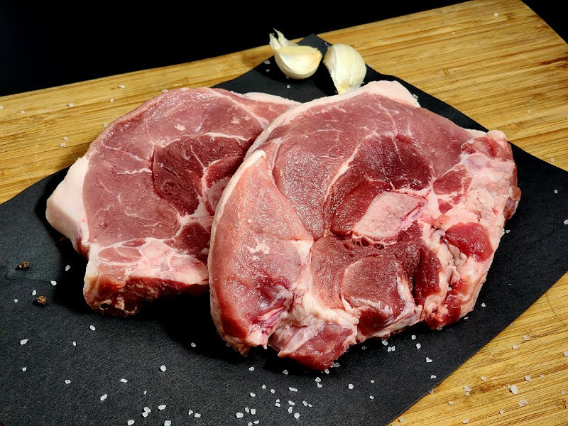 Sirloin Chops: Slow-Cooked BBQ Pork Chops