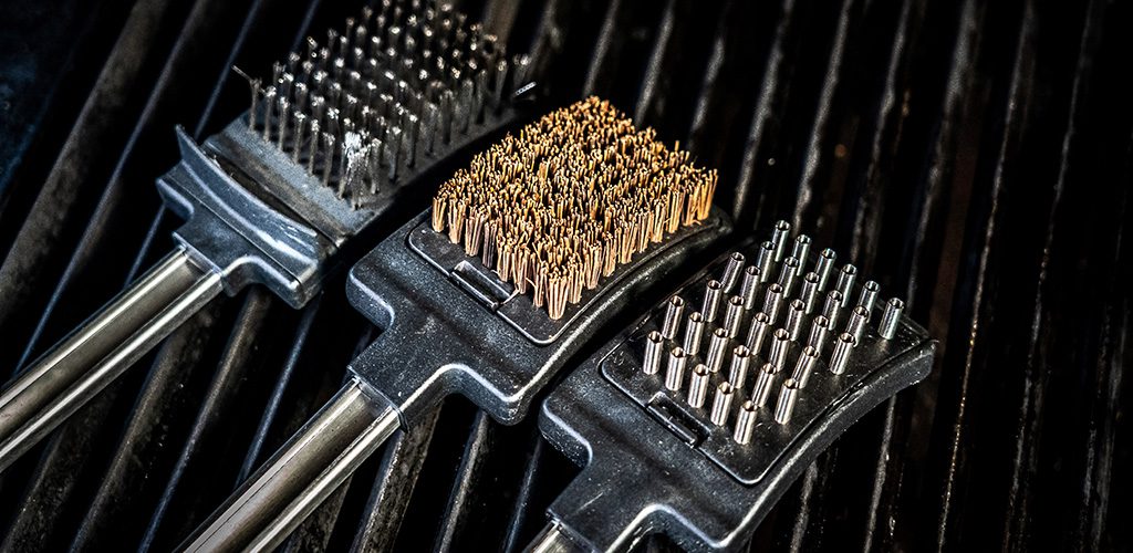 Choosing the Right Wire Brush in cleaning your grill