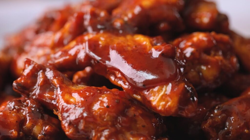 How to make BBQ sauce stick to chicken wings?