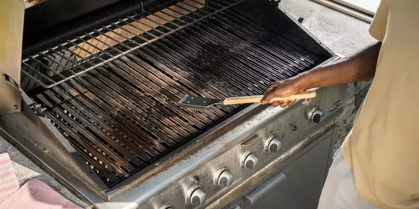 BBQ grill materials that are prone to rusting