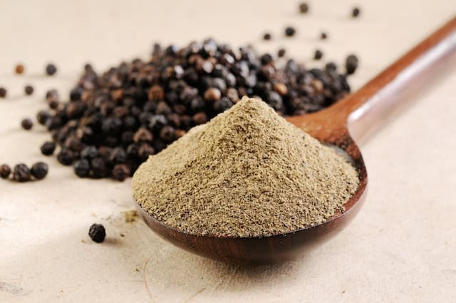 Role of Black Pepper in Crafting BBQ rub at home
