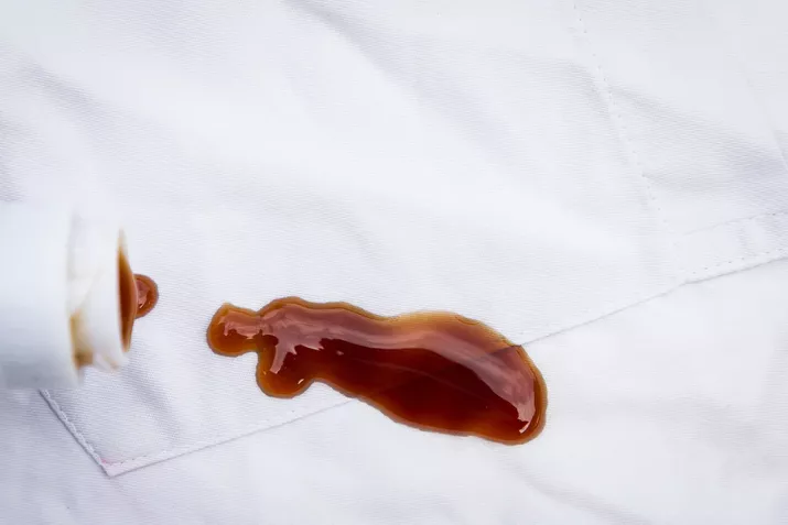 Six steps to remove BBQ sauce stains from clothes.