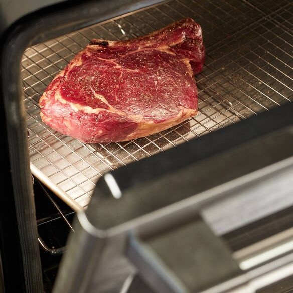 Best alternatives to cooking steak without a BBQ grill: Reverse Sear Method 