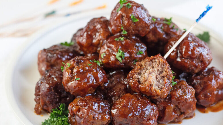 Recipe for BBQ meatballs with three ingredients