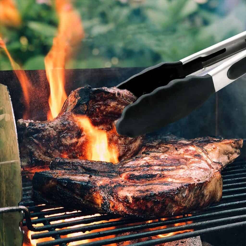 Can rubber tongs endure the heat of a grill?