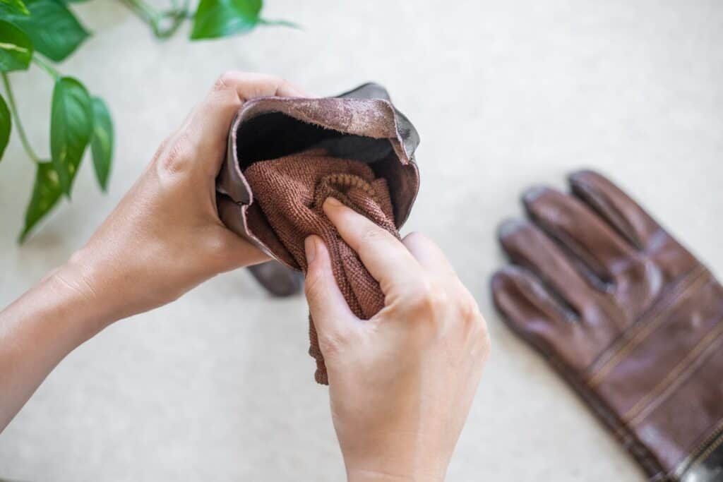 Cleaning and maintaining leather BBQ gloves