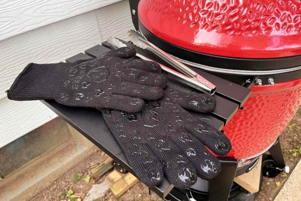 Best outdoor cooking gloves for 2024: Grill Armor Extreme Heat Resistant Oven Gloves