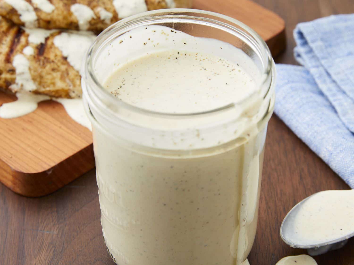 How to Make Alabama White BBQ Sauce