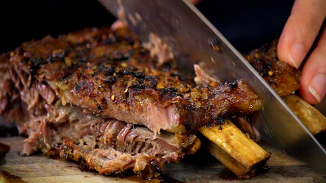 Serving Techniques for BBQ Beef Ribs